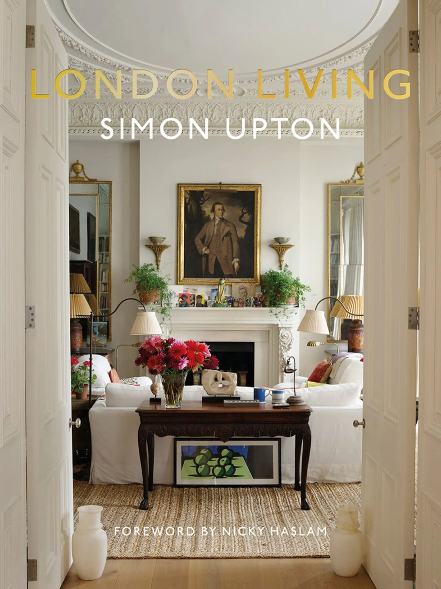     ABRAMS PUBLISHING  London Living: Town and Country    