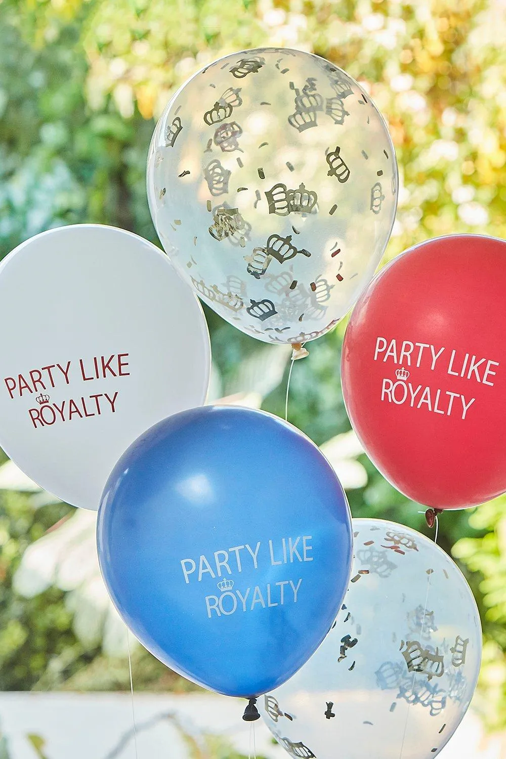 Ginger Ray Party Like Royalty & Confetti Crowns Balloons